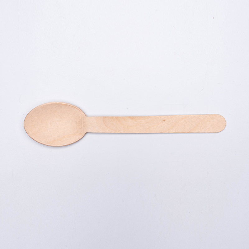 أدوات المائدة الخشبية