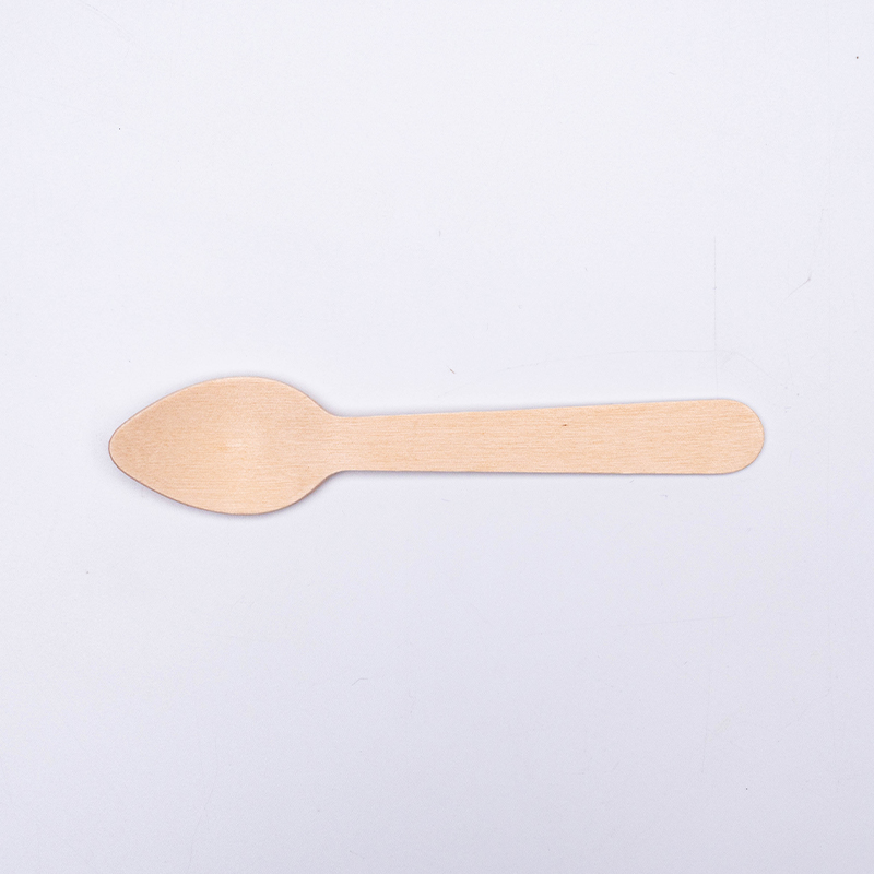 أدوات المائدة الخشبية